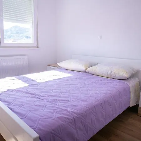 Casa Llena Apartment *