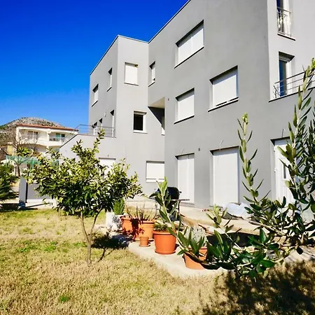 Casa Llena
